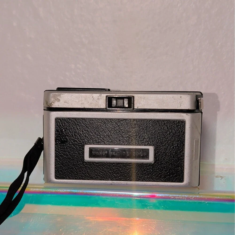 Vintage Kodak Instamatic 100 Film Camera – Made in USA – Untested